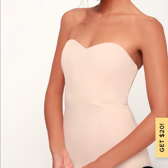 Formal dress - Picture 4 of 4